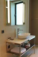 Upsuites Hotel