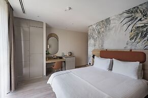 Upsuites Hotel