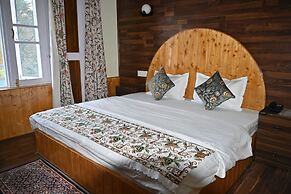 Magic Himalayan Cottage