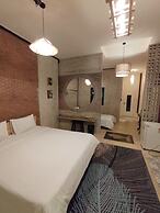 Baan Hotelier Resort