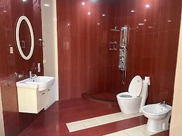 Grand Hills Hotel