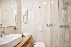 Colentum Resort Murter
