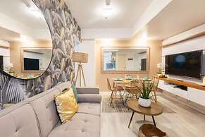 Azure Urban Resort by Adam's Crib