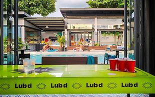 Lub d Koh Samui Chaweng Beach - Beachfront Vibrant Social Vibe