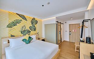 Lub d Koh Samui Chaweng Beach - Beachfront Vibrant Social Vibe
