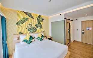 Lub d Koh Samui Chaweng Beach - Beachfront Vibrant Social Vibe