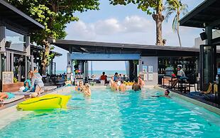 Lub d Koh Samui Chaweng Beach - Beachfront Vibrant Social Vibe