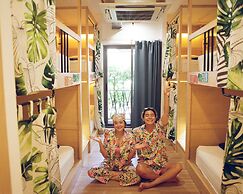 Lub d Koh Samui Chaweng Beach - Beachfront Vibrant Social Vibe