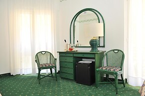 Hotel Diana