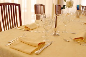 Hotel Diana