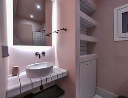 Kolonaki Boutique Apartments by Olala Homes