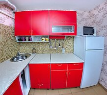 Cozy three bedroom apartment on Lenina