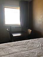 Triangle Inn Motel