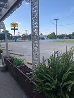 Triangle Inn Motel
