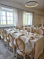 Hotel Garni BURG WALDENSTEIN