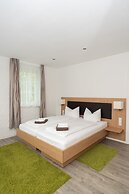 Hotel Garni BURG WALDENSTEIN