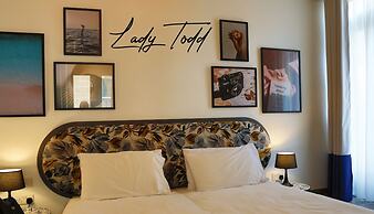 Mr. Todd Hotel