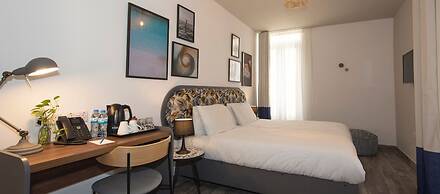 Mr. Todd Hotel