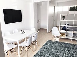 Boulevard 105