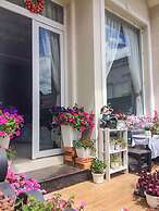 Jolie House