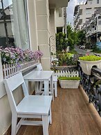 Jolie House