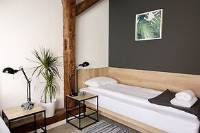 Hotel Arhiv