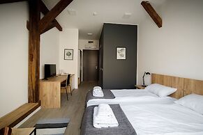 Hotel Arhiv