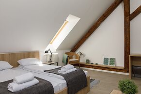 Hotel Arhiv