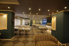 Aykut Palace Otel
