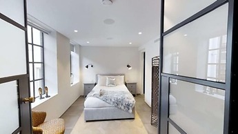 Luxury Royalty Mews