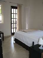 Maya's Bajan Villas - Unit B