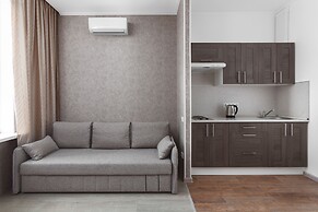 Tricolor Apartments