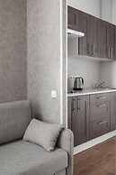 Tricolor Apartments