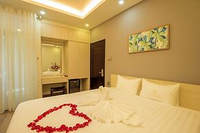 Golden hotel