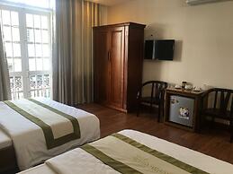 Phuong Quang Hotel