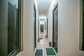 OYO 122 Oekude Kost