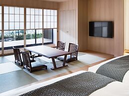 THE THOUSAND KYOTO