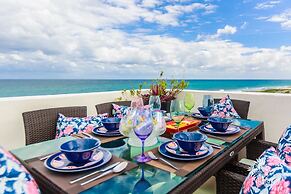 Deep Blue Condos - Entire