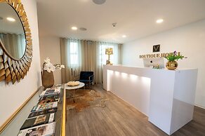 V Boutique Hotel