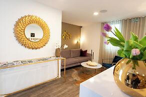 V Boutique Hotel