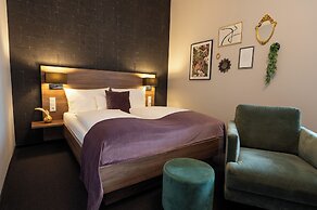 V Boutique Hotel