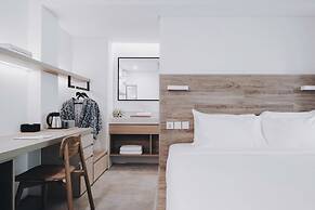Lloyd's Inn Bali