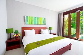 Apple Villa and Apartment