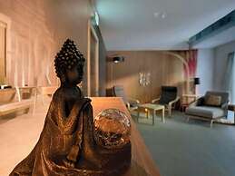 Sunday Schwarzbachtal Hideaway Resort