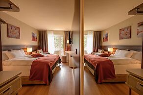 Sunday Schwarzbachtal Hideaway Resort