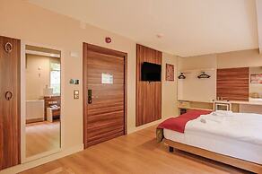 Sunday Schwarzbachtal Hideaway Resort