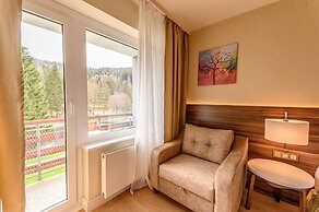 Sunday Schwarzbachtal Hideaway Resort