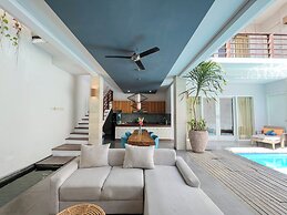 Apple Villa & Suite Seminyak