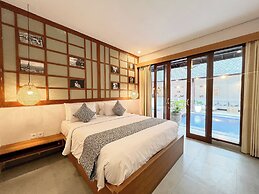 Apple Villa & Suite Seminyak
