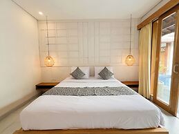 Apple Villa & Suite Seminyak